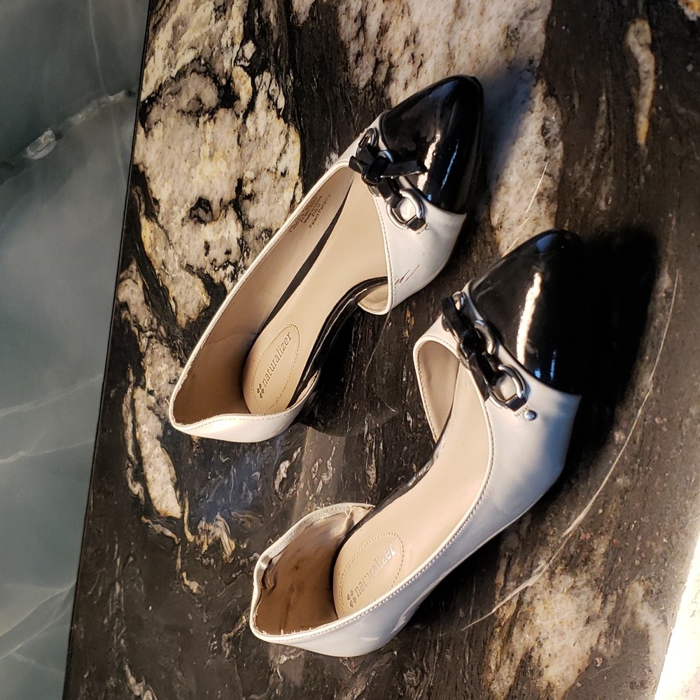 Naturalizer Open Side Shoe With Low Heel